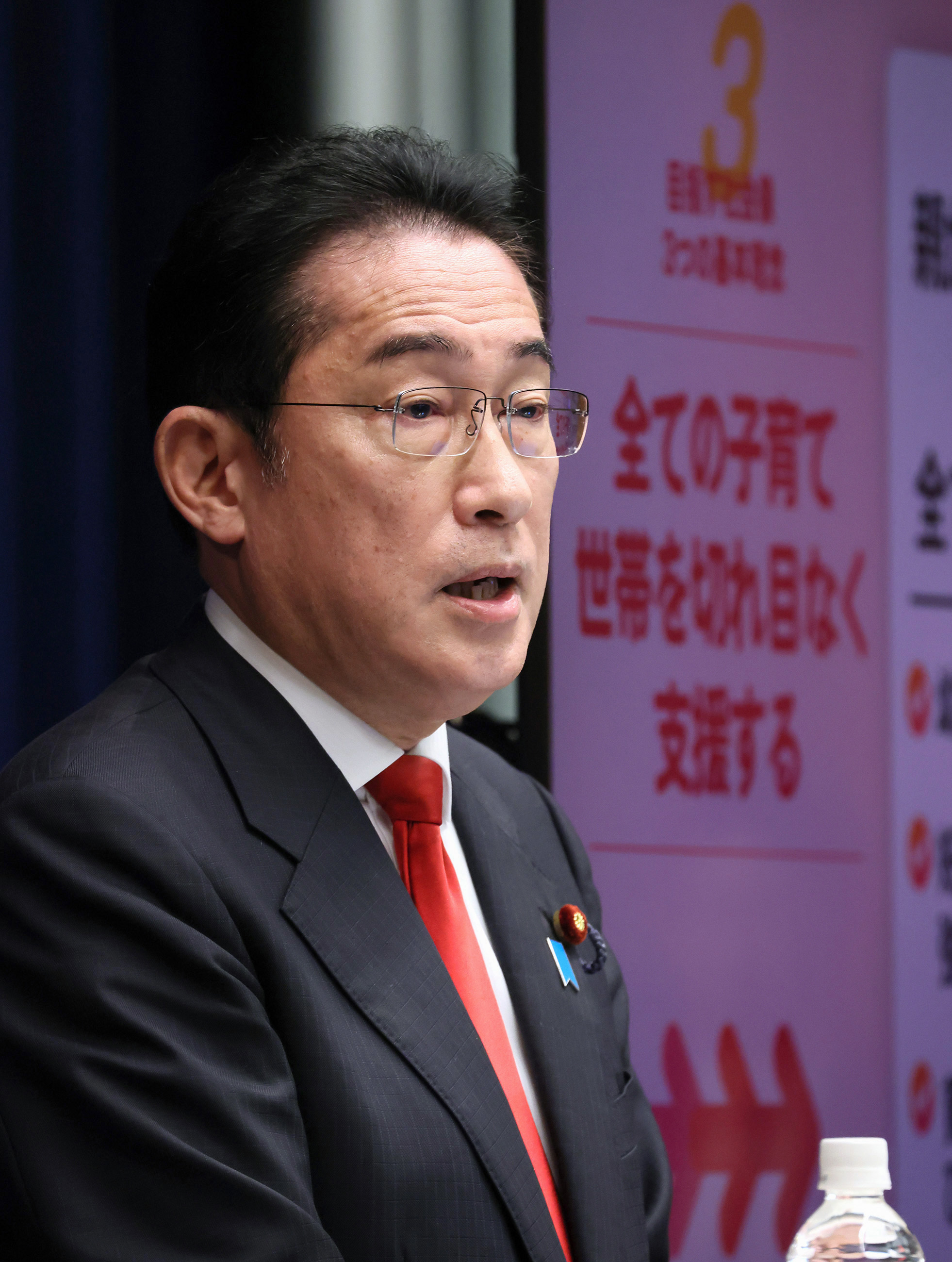 冒頭に発言する岸田総理２