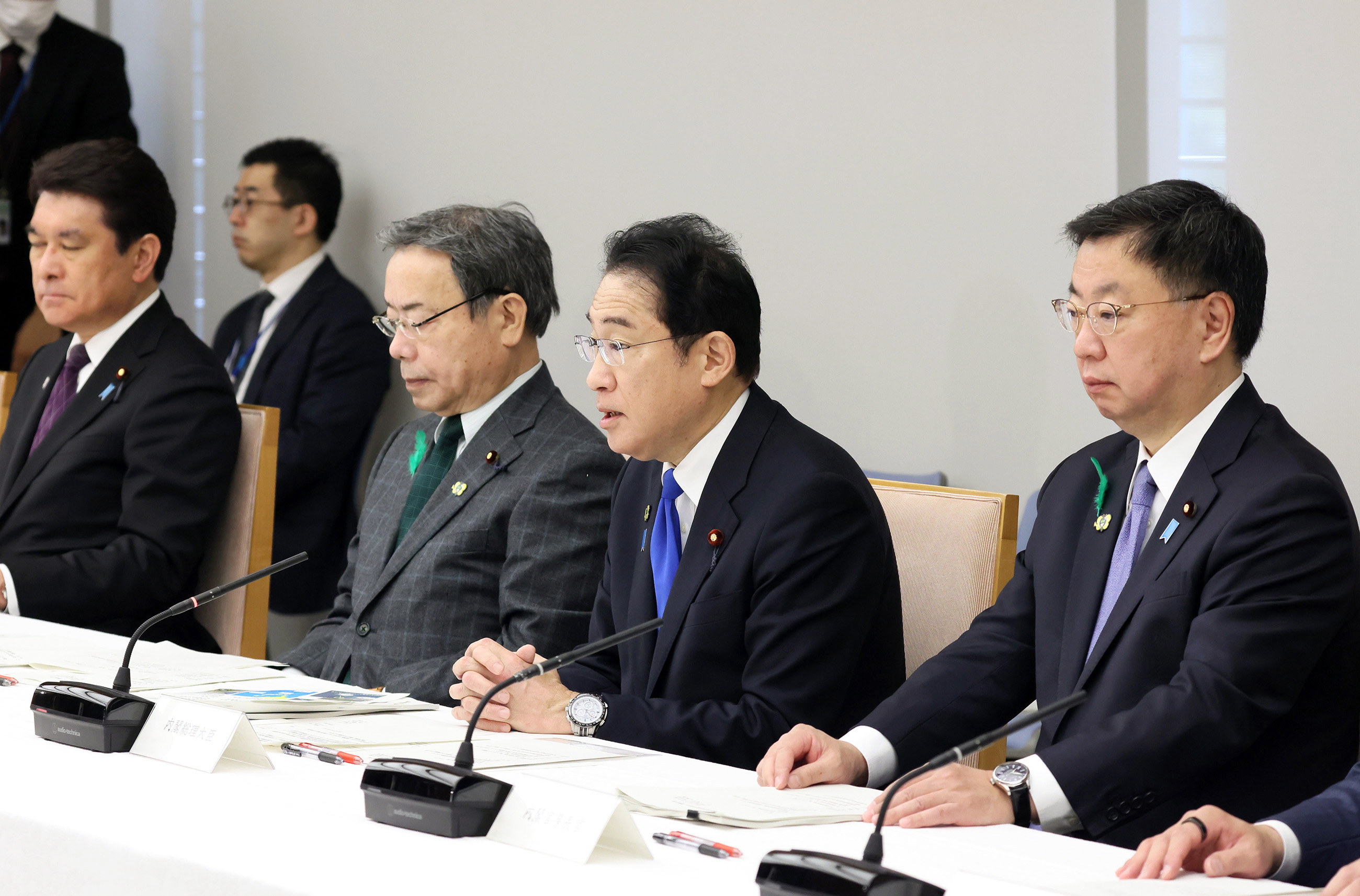 会議のまとめを行う岸田総理１