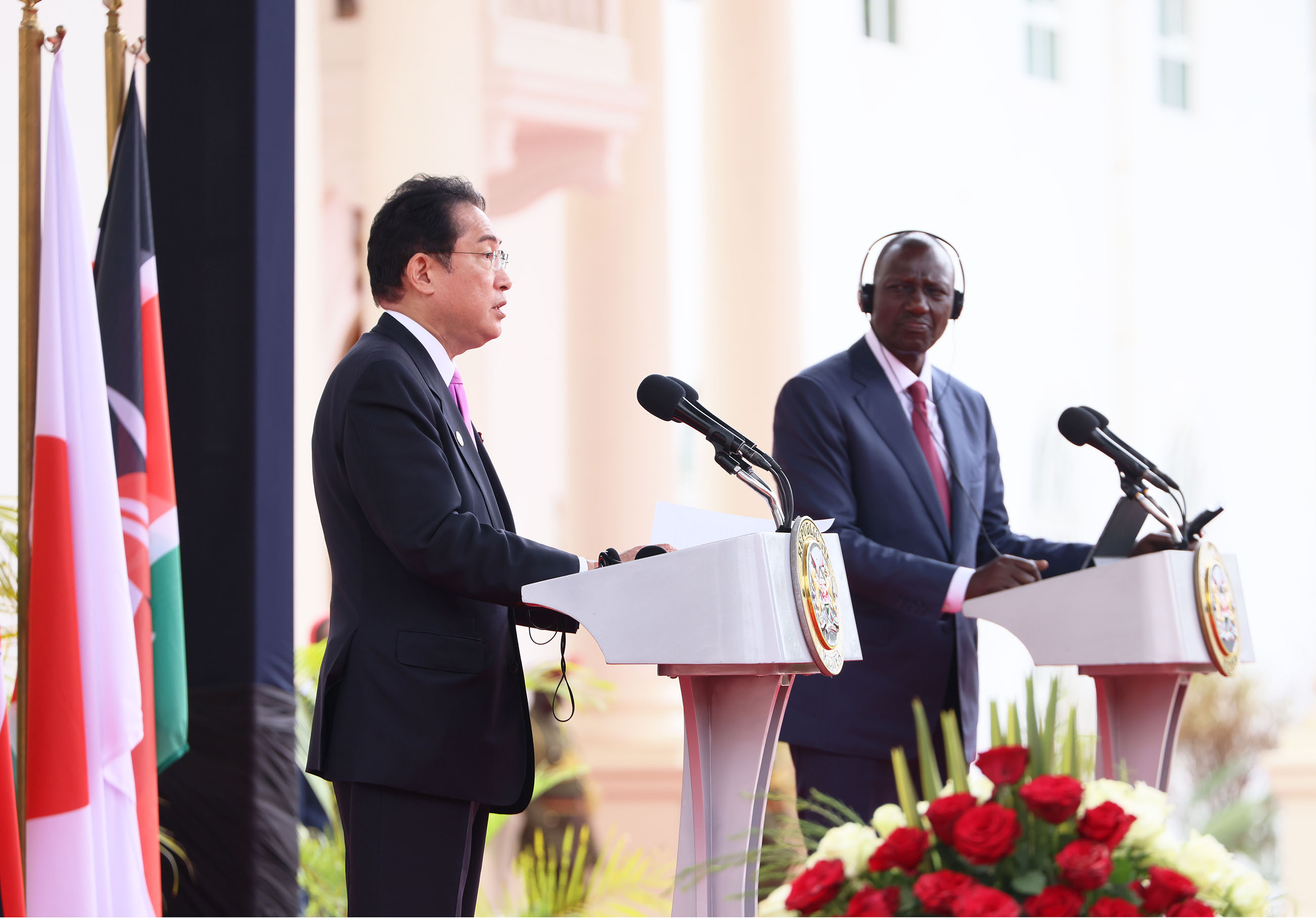 共同記者発表４