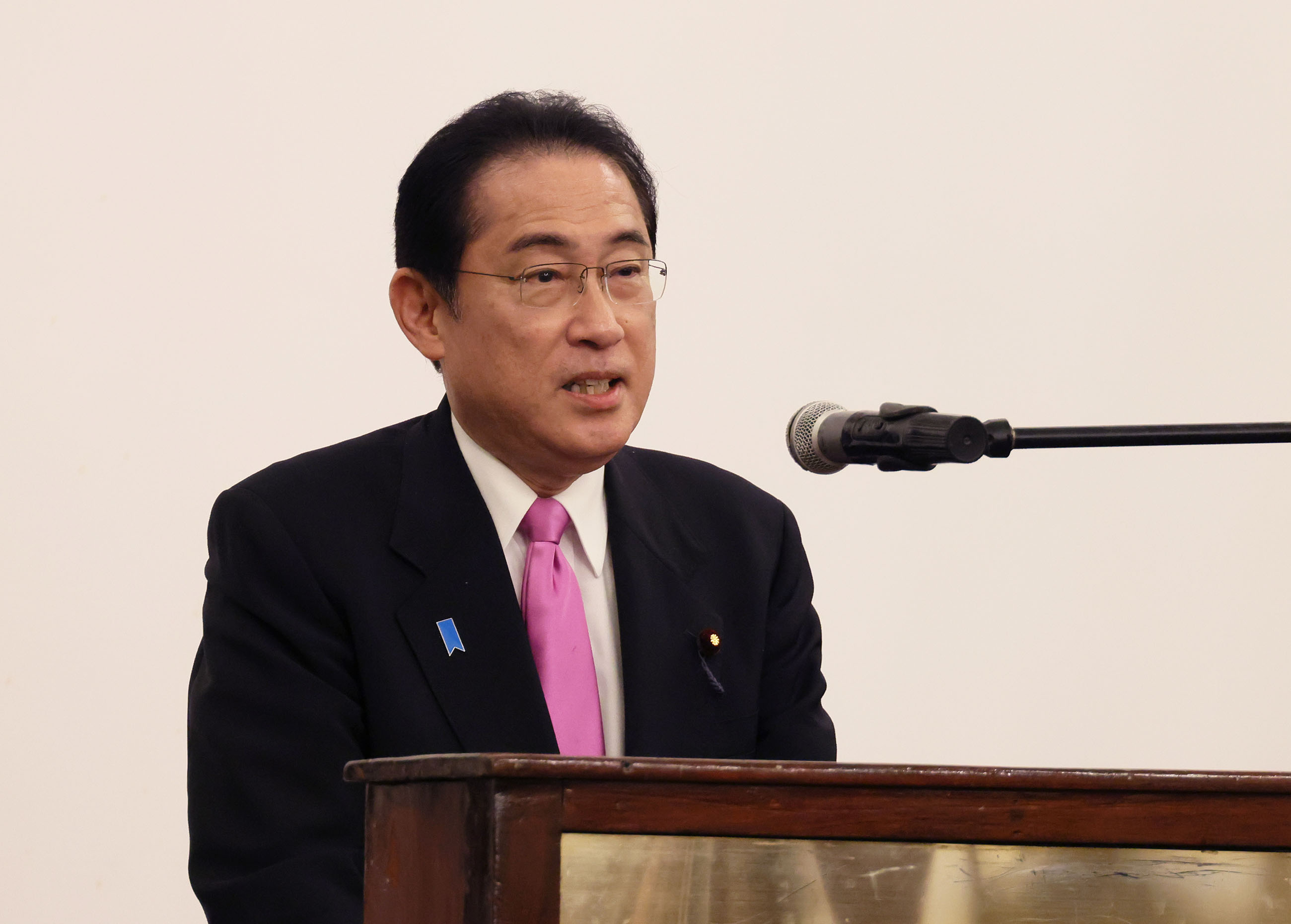 日モザンビーク経済界交流会で挨拶する岸田総理２