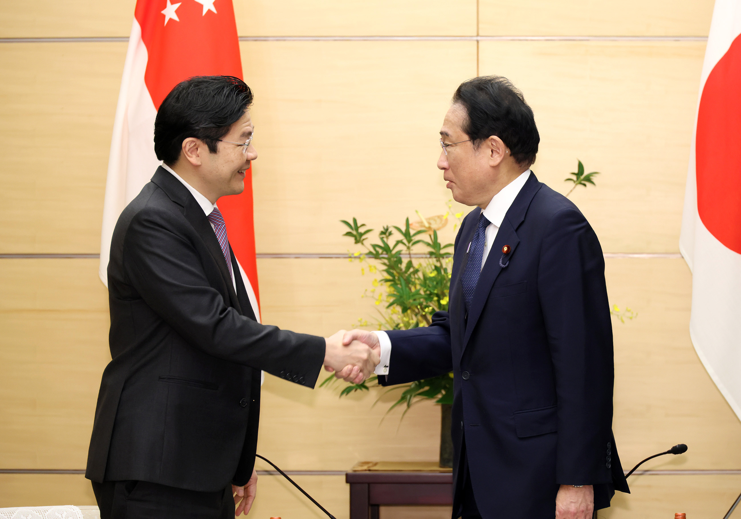 表敬を受ける岸田総理２