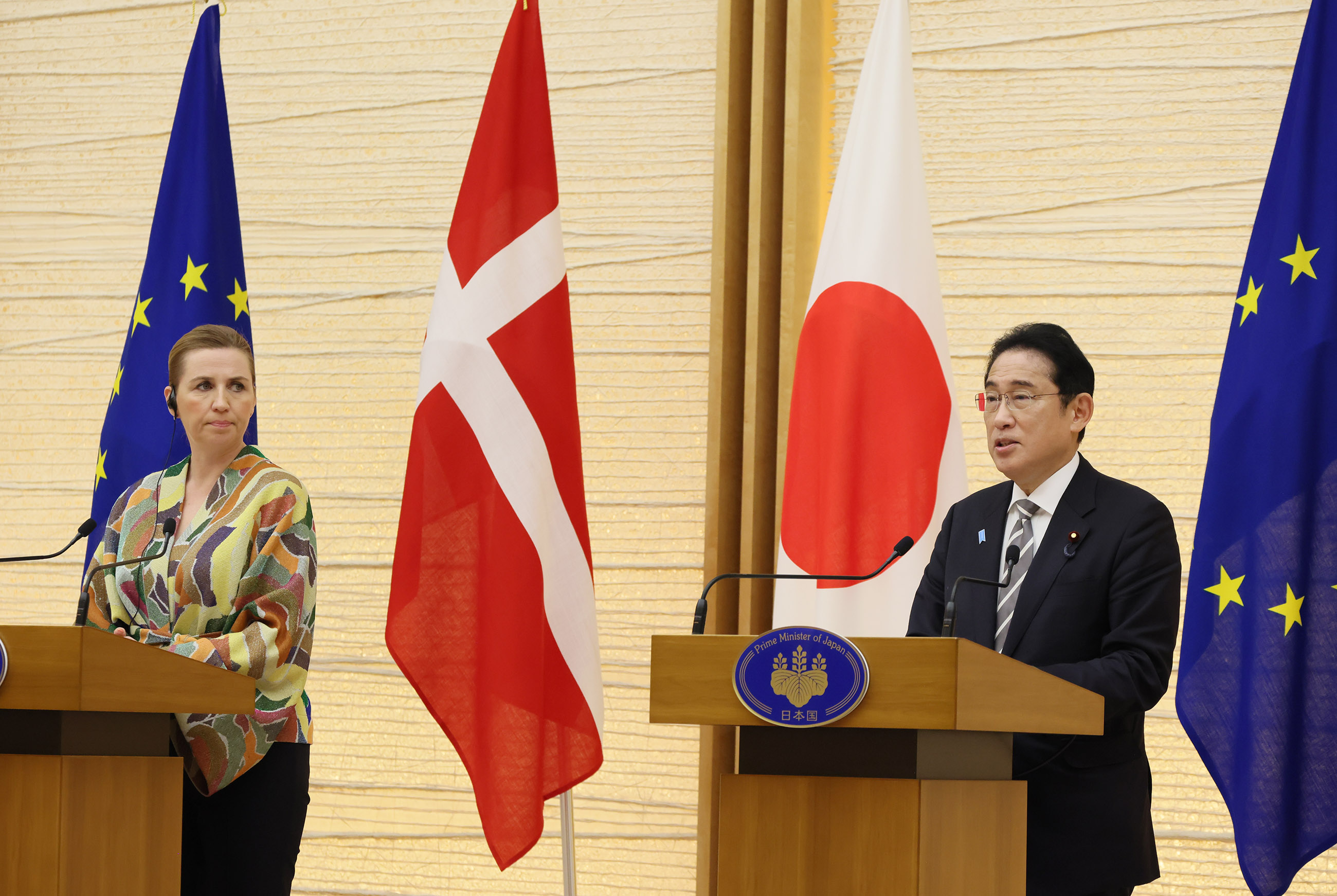 共同記者発表１