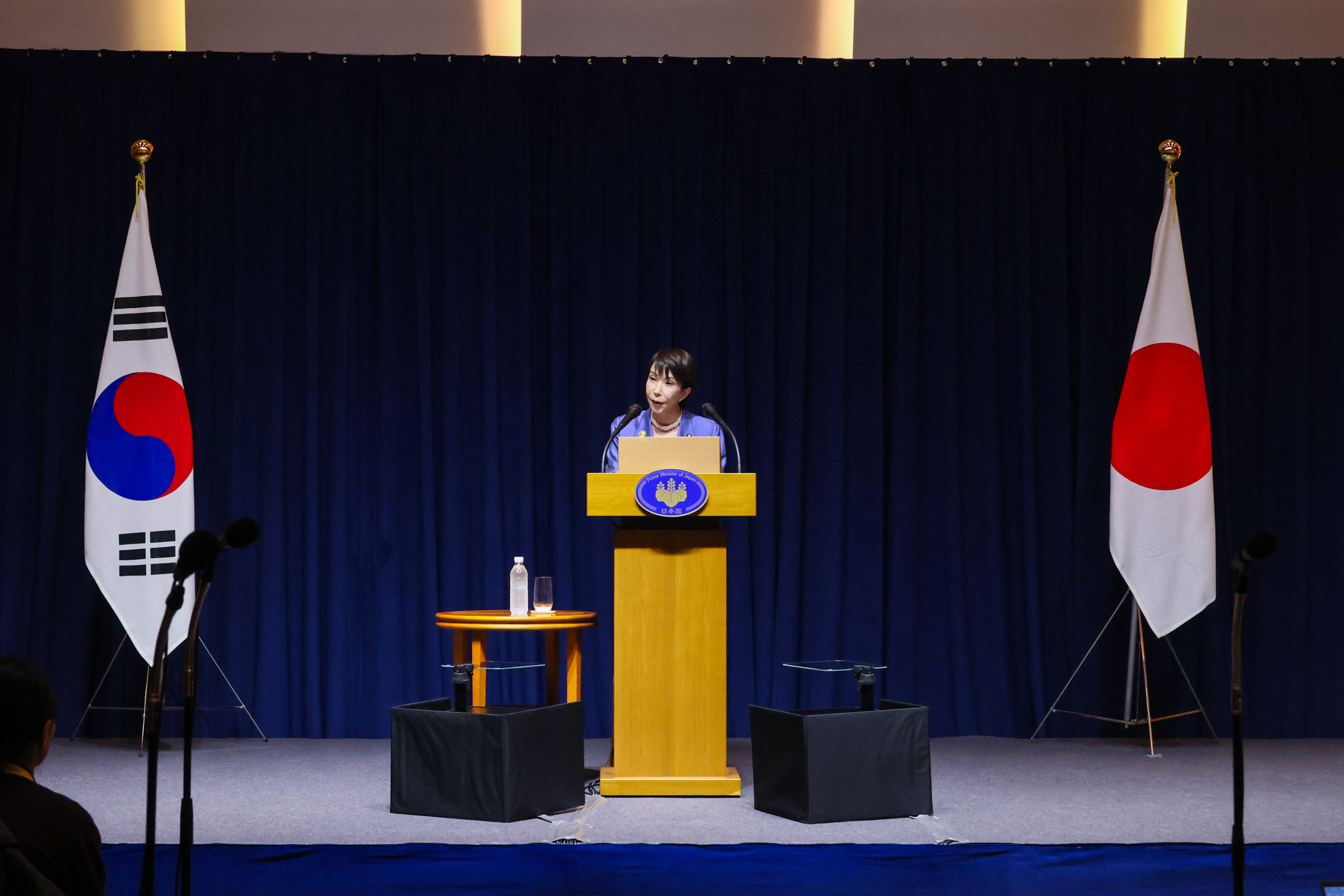 内外記者会見４