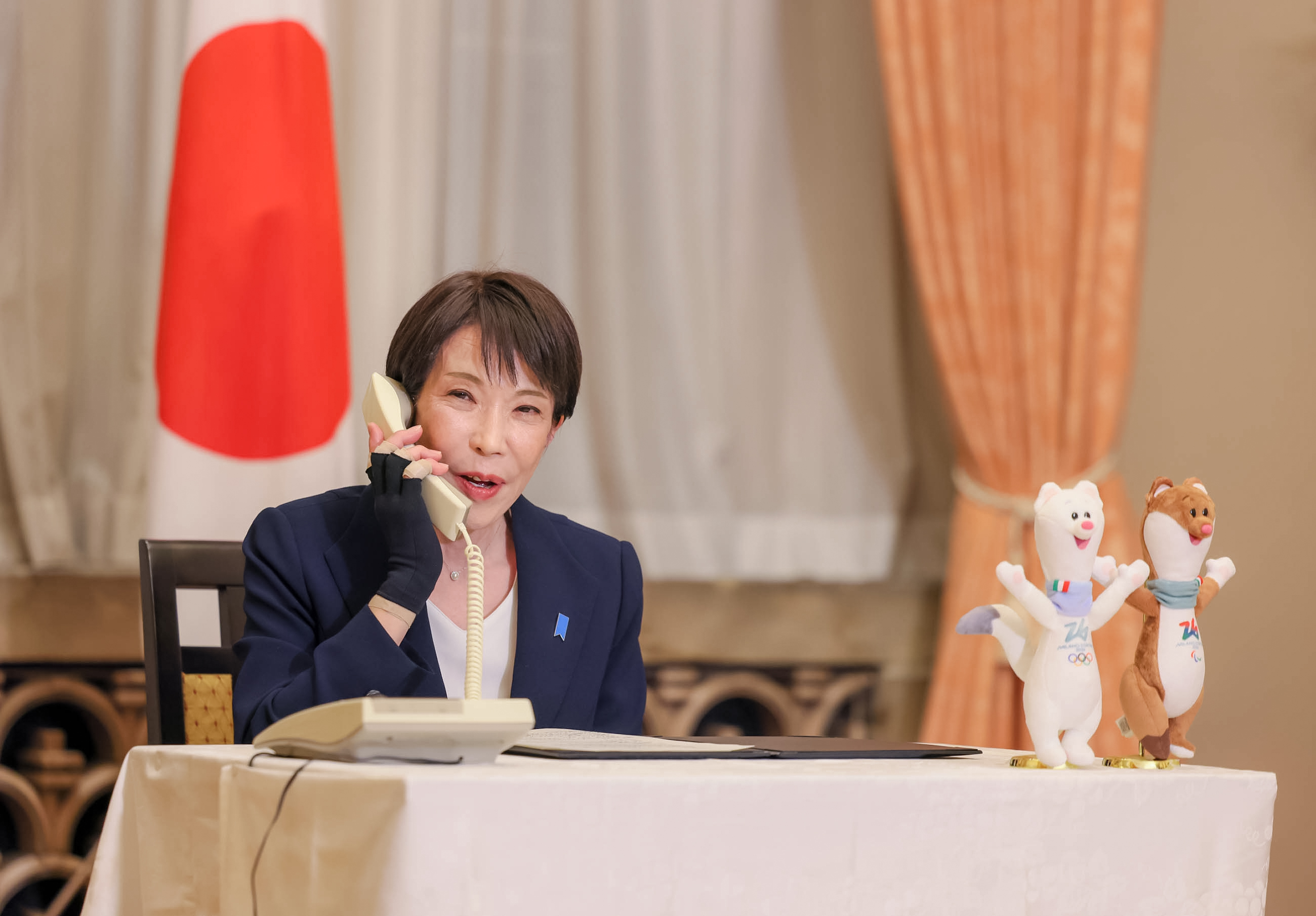 ミラノ・コルティナ２０２６オリンピックで金メダルを獲得した木村葵来選手へのお祝いの電話