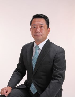 顔写真:金城泰邦
