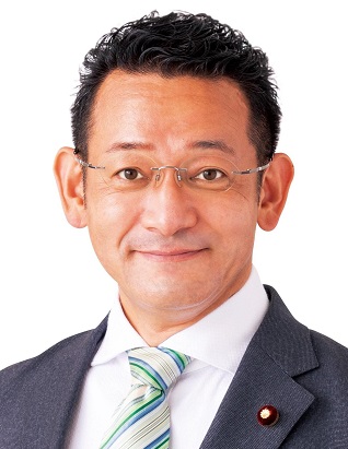 顔写真:國場幸之助