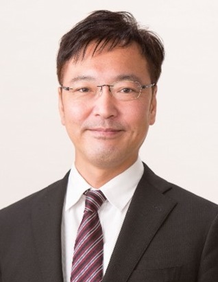 顔写真:国定勇人