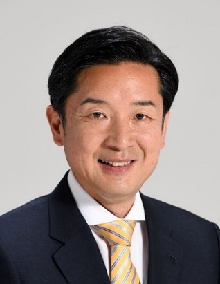 顔写真:瀬戸隆一