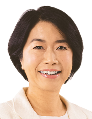 顔写真：山本佐知子