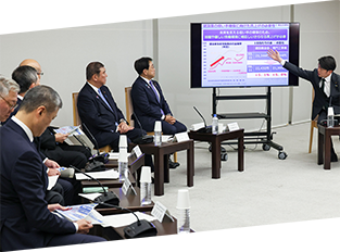 中長期的に持続可能な経済社会の実現 02 写真1