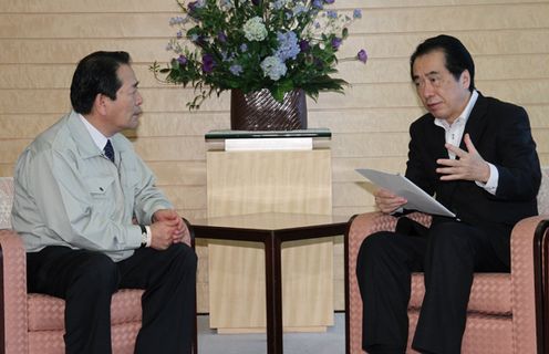 いわき市長による要望を受ける菅総理２